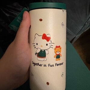 Hello kitty x Starbucks thermal cup